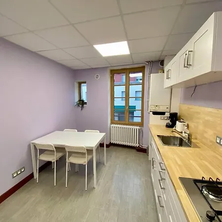 De 50m2 Au Centre De * Cusset